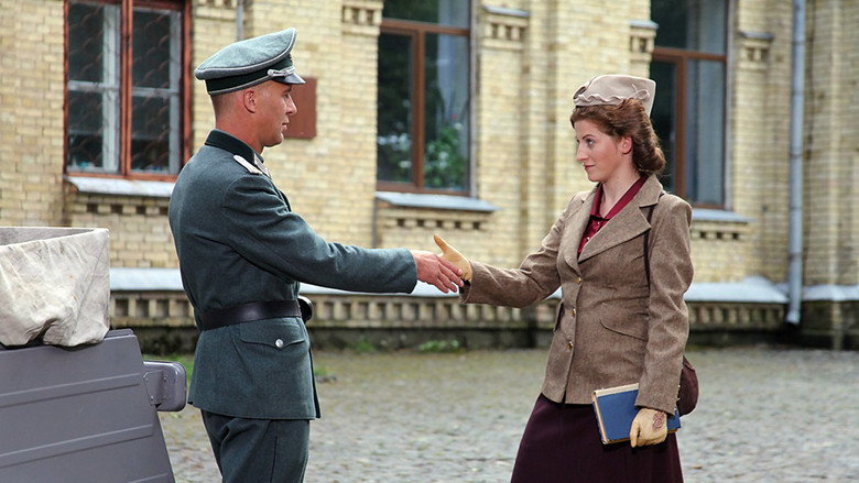 1943 backdrop 2
