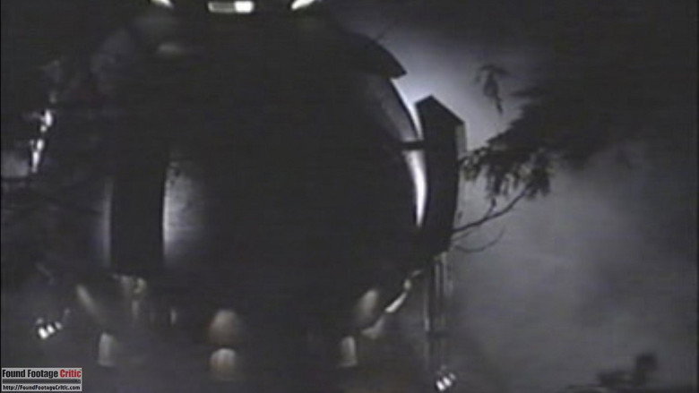 Alien Abduction: Incident in Lake County backdrop 3