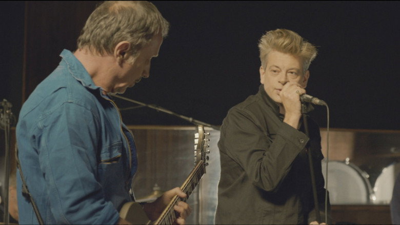 Benjamin Biolay - Concert privé backdrop 3