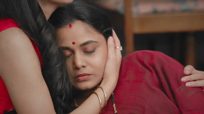 Amruta gets a job in Delhi