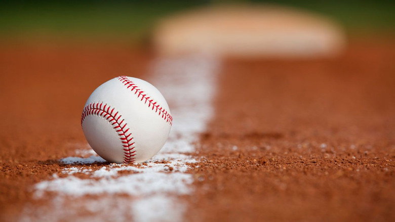 Baseball: The Tenth Inning backdrop 3