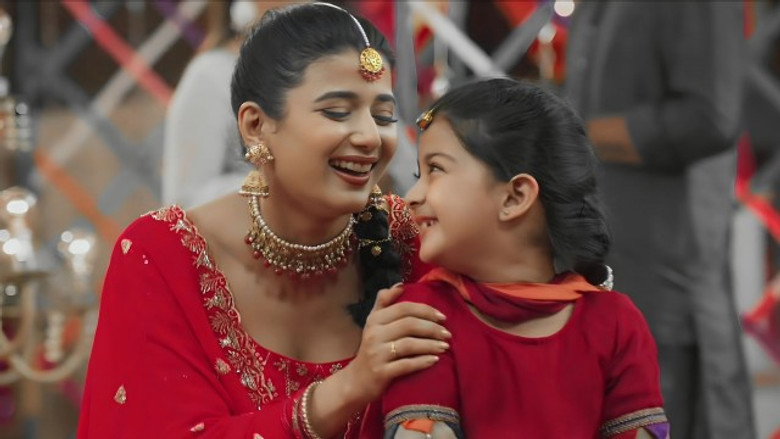 Manisha and Vidya ask Abhira to reconsider