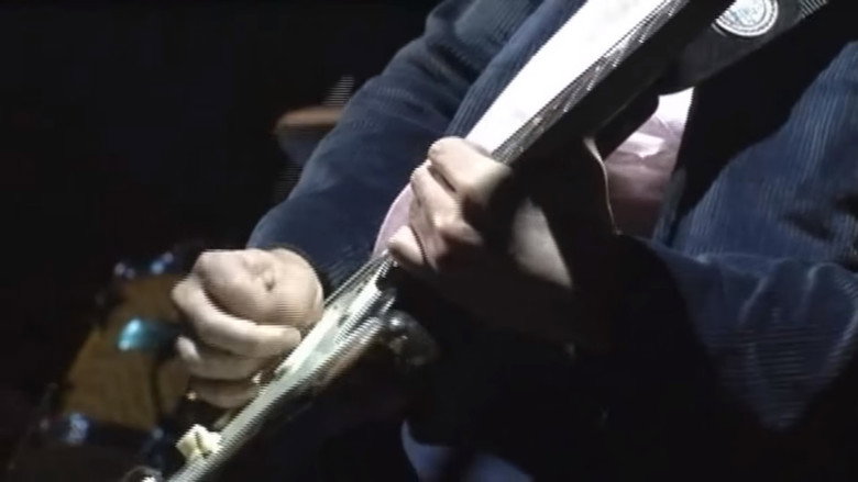 Red Hot Chili Peppers - Live at Fuji Rock Festival backdrop 2