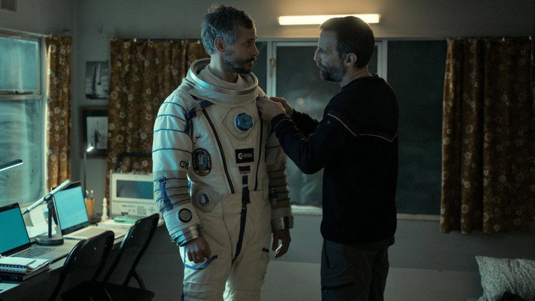 The Astronaut backdrop 5