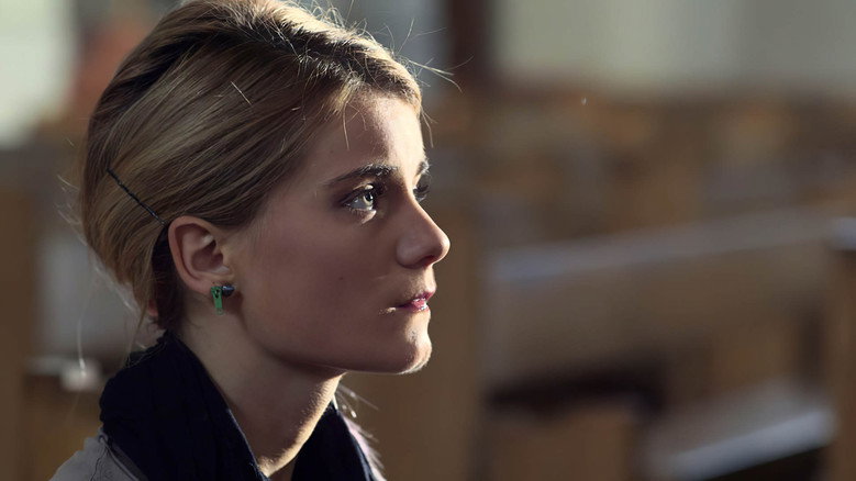Karolina backdrop 4