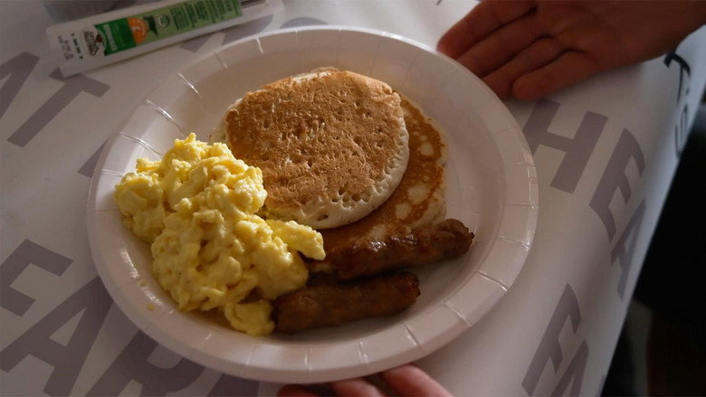 Breakfast on the Farm with Hinchley's Dairy, Maybe Lately's