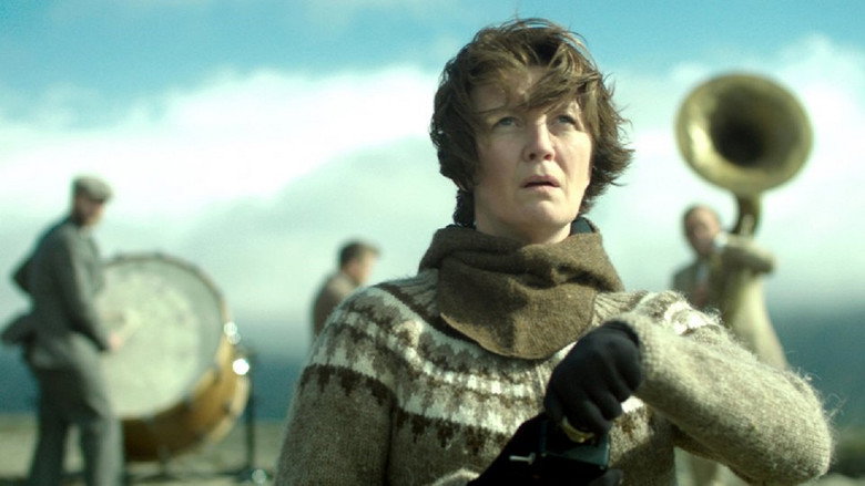 Woman at War backdrop 5