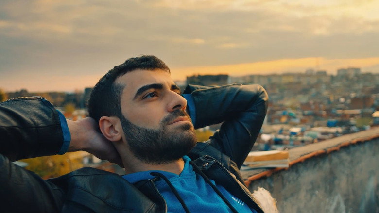 Once Upon a Time in Diyarbekir backdrop 8