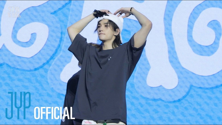 Stray Kids 6TH FANMEETING ‘𝗦𝗧𝗔𝗬 𝗶𝗻 𝗢𝘂𝗿 𝗟𝗶𝘁𝘁𝗹𝗲 𝗛𝗼𝘂𝘀𝗲’ Behind Ep.02｜2026 STAYweeK