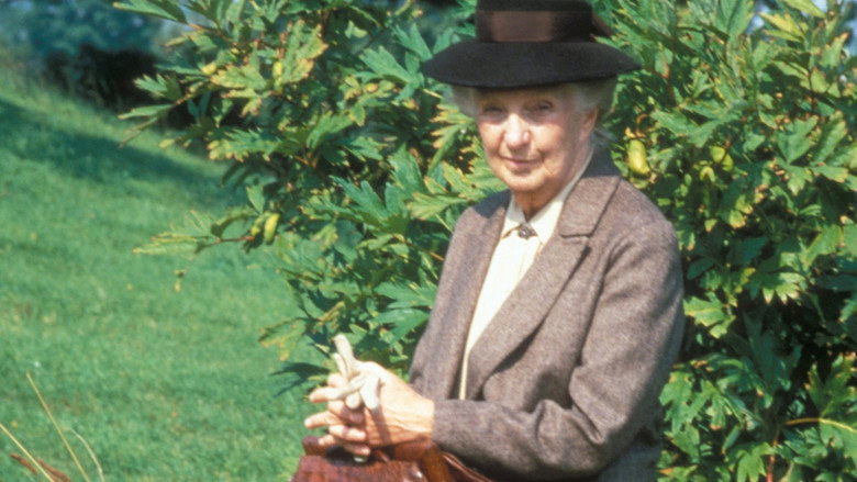 Miss Marple: At Bertram's Hotel backdrop 2