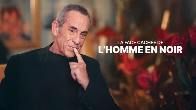 La face cachée de l'homme en noir backdrop 6