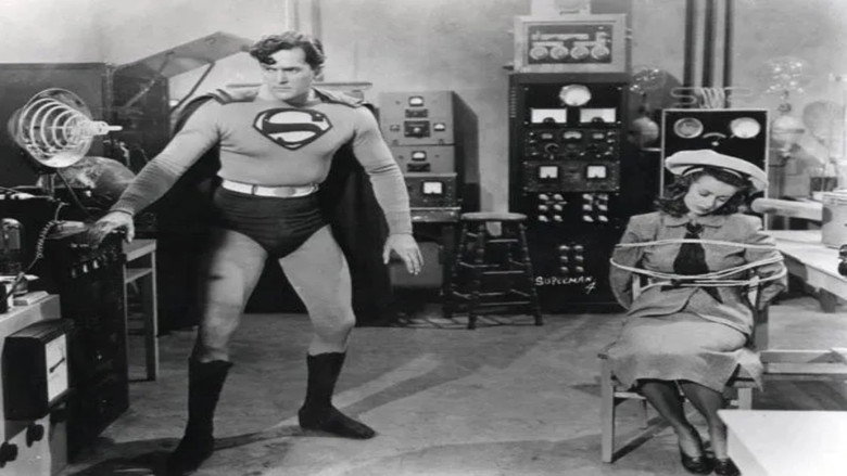 Atom Man vs. Superman backdrop 2