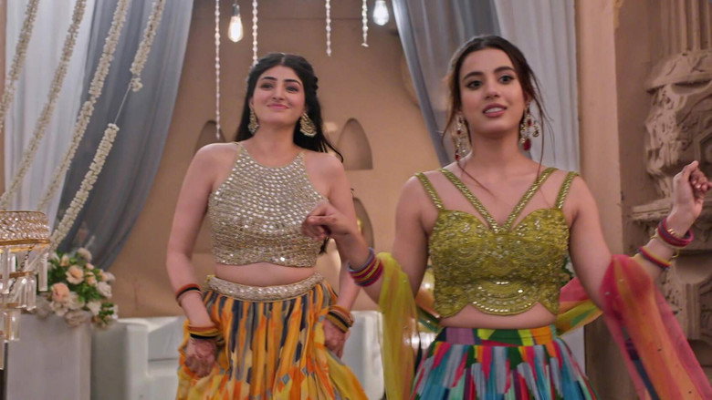 Madhavi, Timsi Light Up the Sangeet