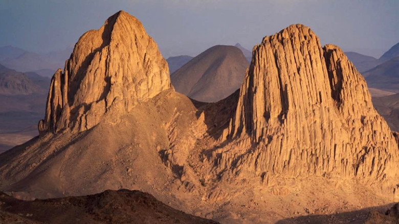Tissalatine - Le Rappel Du Hoggar backdrop 6