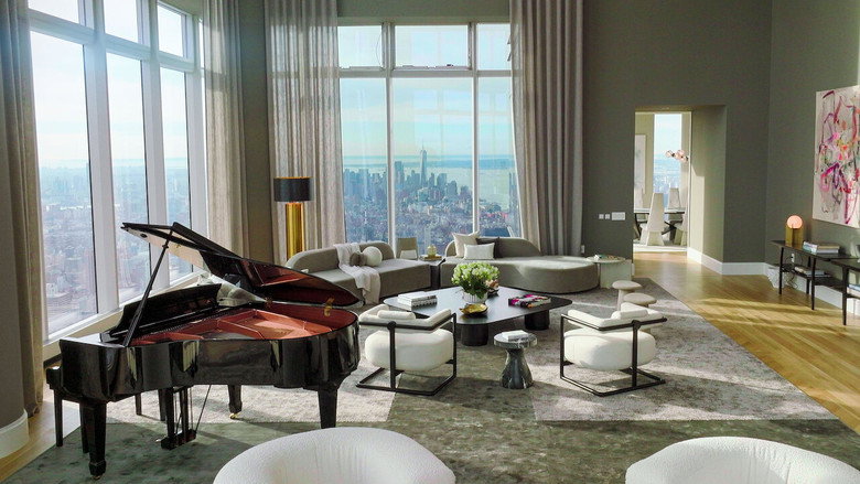 Owning Manhattan backdrop 5
