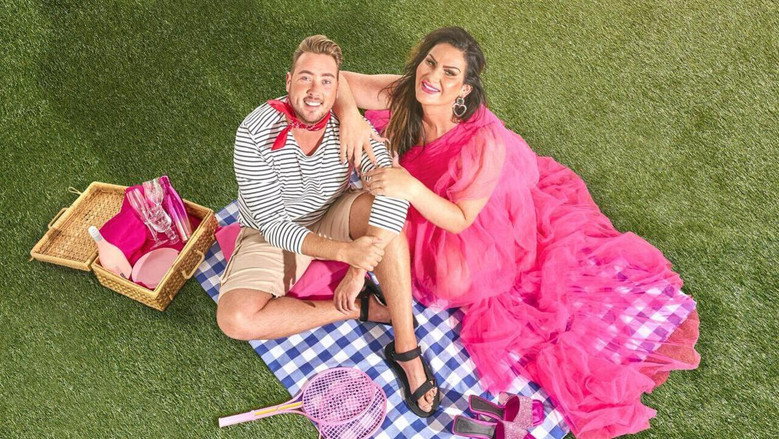 Louisa & Rowan: op de camping backdrop 2
