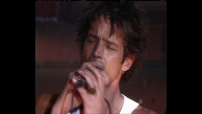 Audioslave: Audioslave backdrop 2
