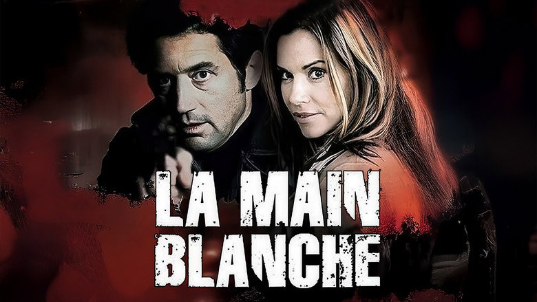 La Main blanche backdrop 7