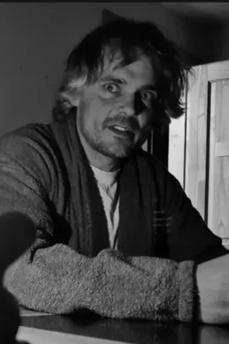Sam James
