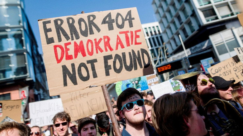Demokratie unter Druck – Europa vor der Wahl backdrop 3