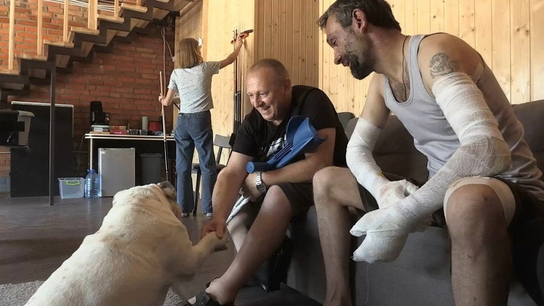 Dogs and War: What I saw in Ukraine backdrop 4