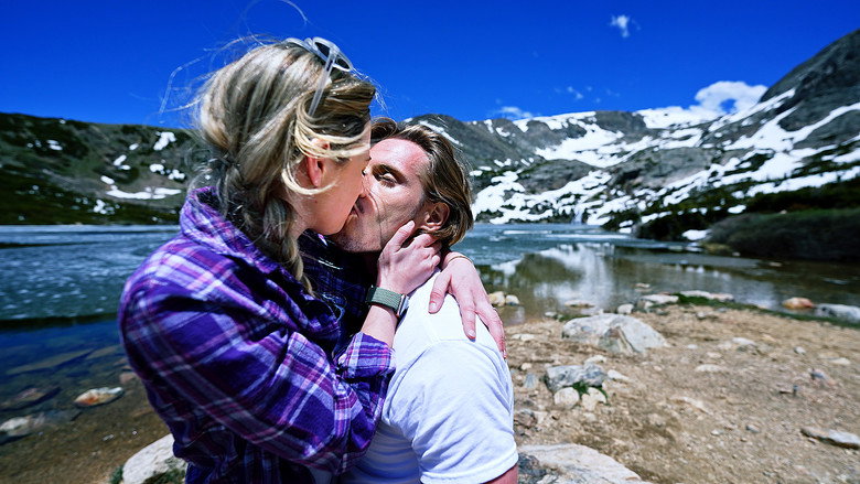 A Mountain Between Us backdrop 2