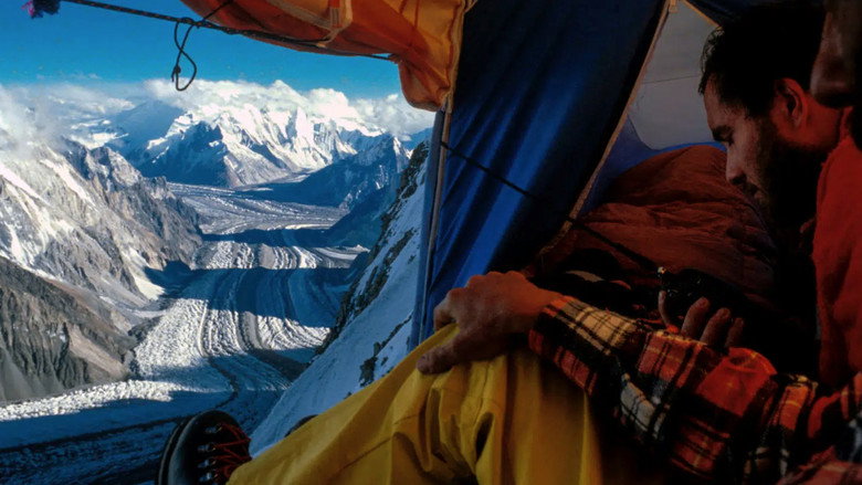 K2 La Montagne Inachevée backdrop 4