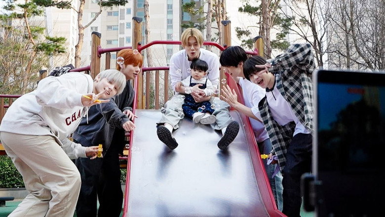 TXT's Parenting Diary backdrop 9