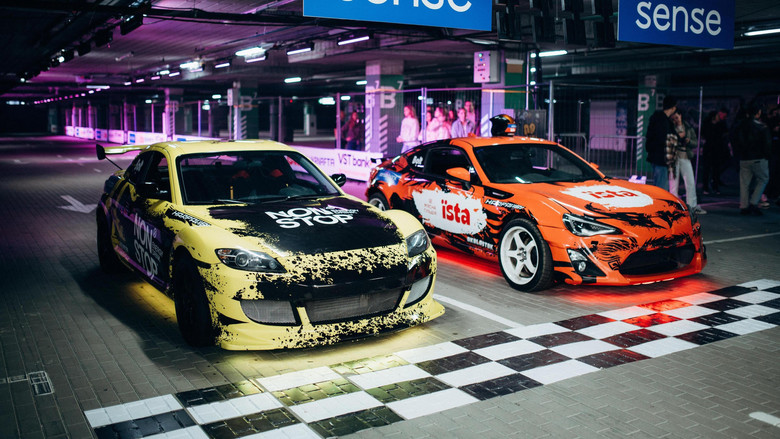 On Drive backdrop 1