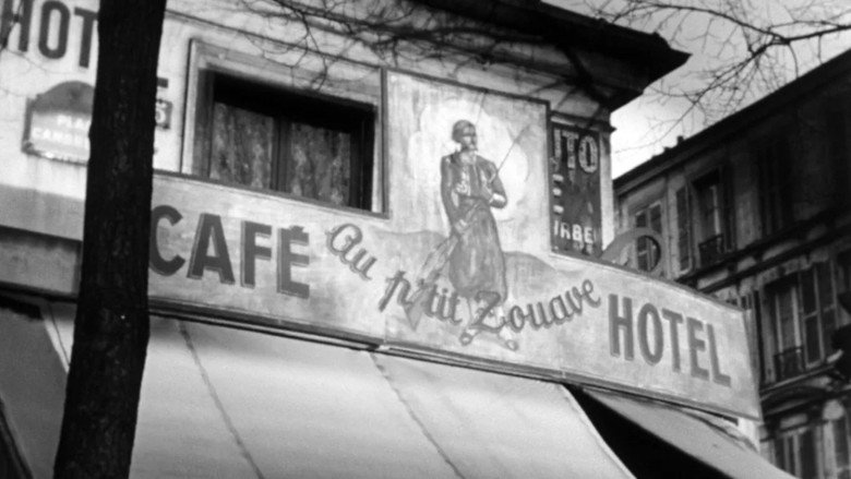 Au P'tit Zouave backdrop 9