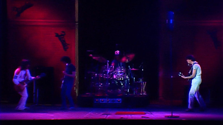 Neil Young & Crazy Horse: Rust Never Sleeps backdrop 6