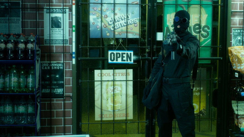 Dragged Across Concrete backdrop 5