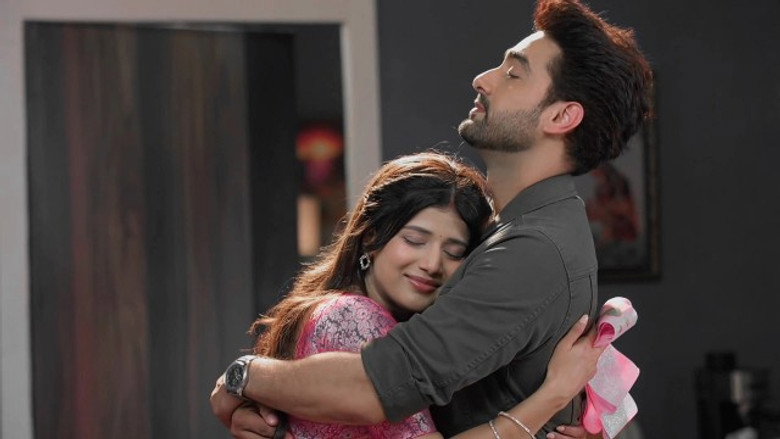 Ruhi crumbles in Rohit's memory