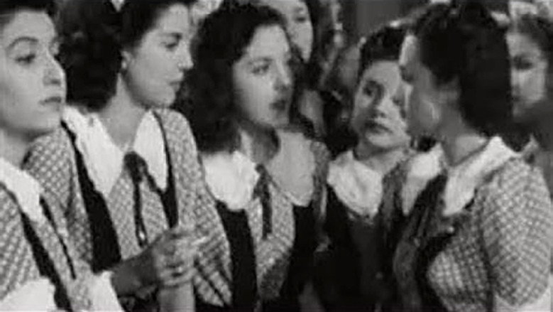 Las colegialas backdrop 2