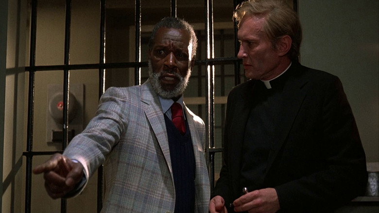 Amityville II: The Possession backdrop 6