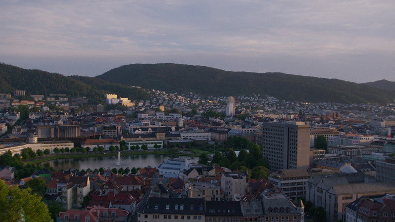 Borte Bra, Bergen Best backdrop 1
