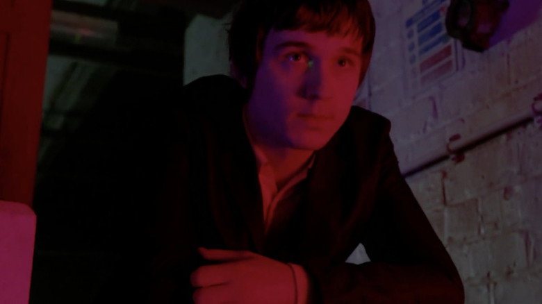 Skins: Rise backdrop 6