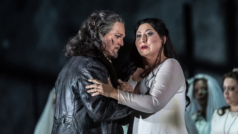 Royal Opera House: Il Trovatore backdrop 4