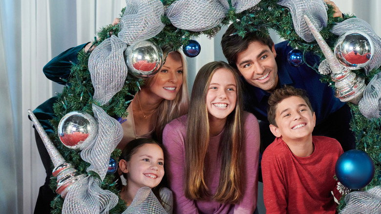 Christmas at Graceland: Home for the Holidays backdrop 2