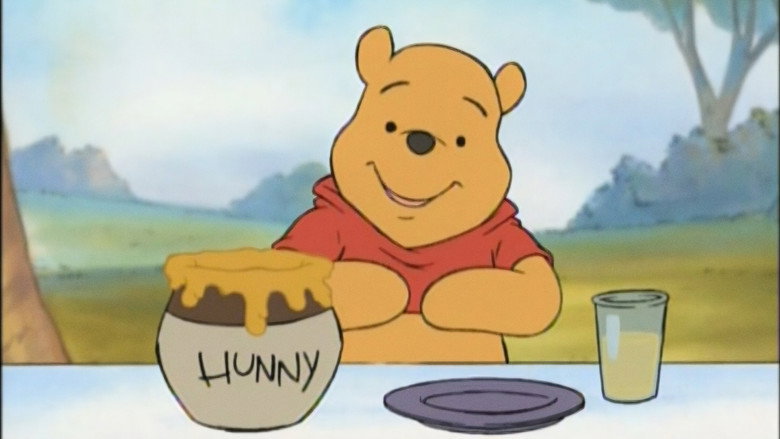 A Winnie the Pooh Thanksgiving backdrop 4