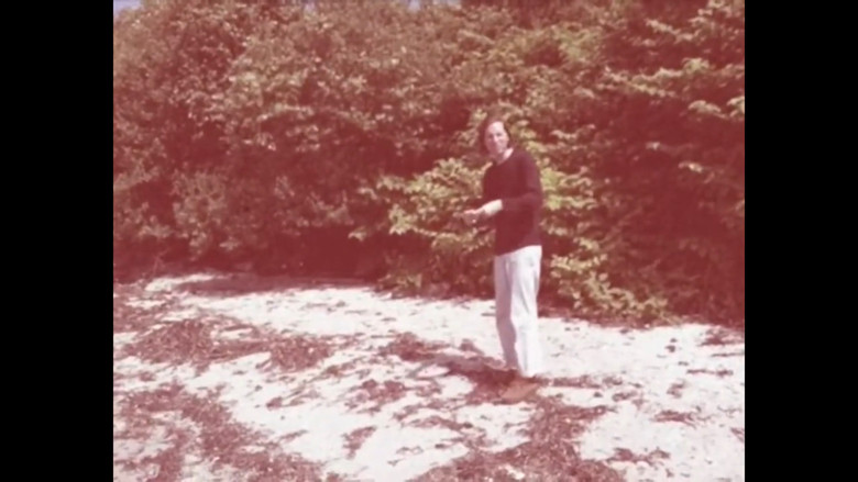 Moonrise Kingdom Extras - Eleven iPhone Videos by Edward Norton. backdrop 1