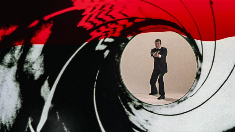 Die James Bond Story backdrop 1