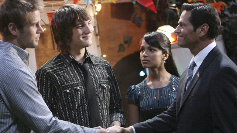 /uwhG17zeNUVM4Np7xlMUYIOfPlA.jpg