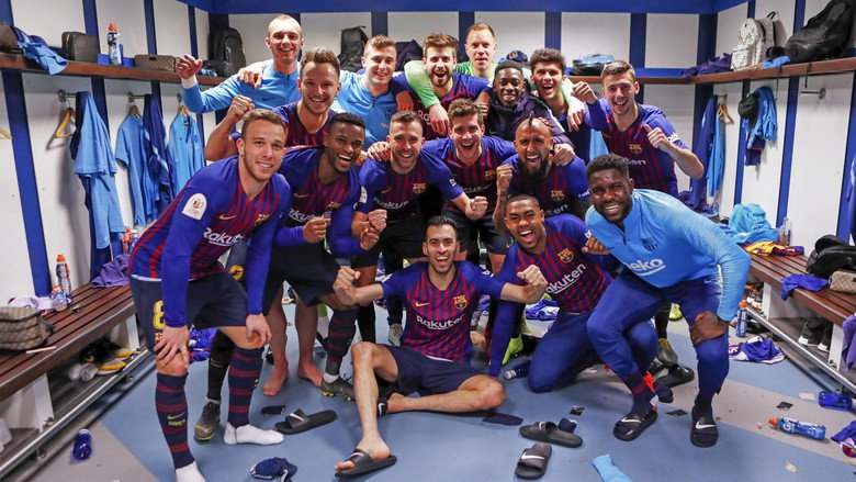 Matchday: Inside FC Barcelona backdrop 9