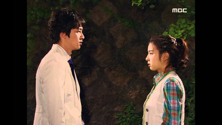 Be Strong, Geum-soon! backdrop 2