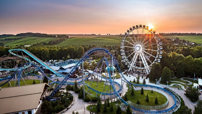 Les parcs d'attractions préférés des Français backdrop 2