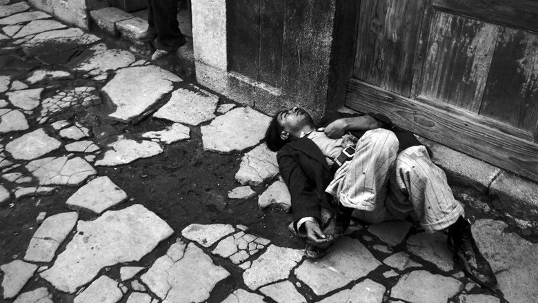 Henri Cartier-Bresson: The Impassioned Eye backdrop 3