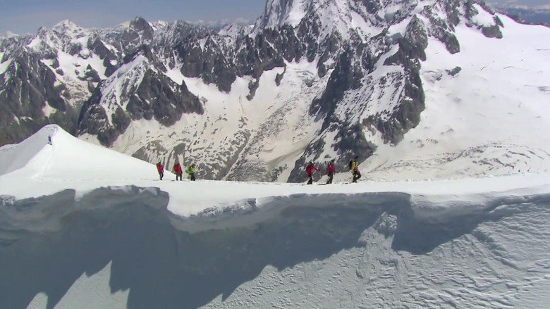Objectif Mont Blanc, sur les traces d'un géant backdrop 2