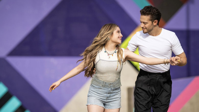 Soy Luna: Let's Roll Again backdrop 7