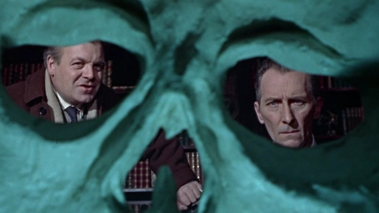 The Skull backdrop 3